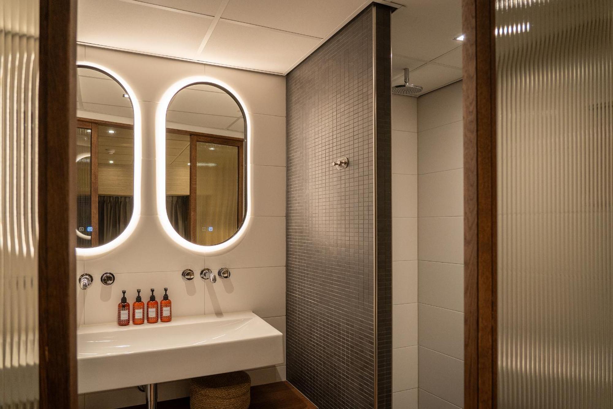 Boutique Hotel De Smulpot Den Burg Eksteriør bilde
